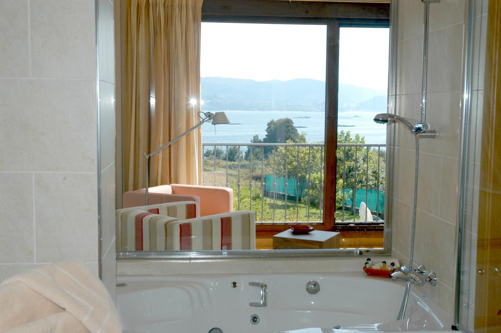 A Maquia Hotel Samieira Bilik gambar