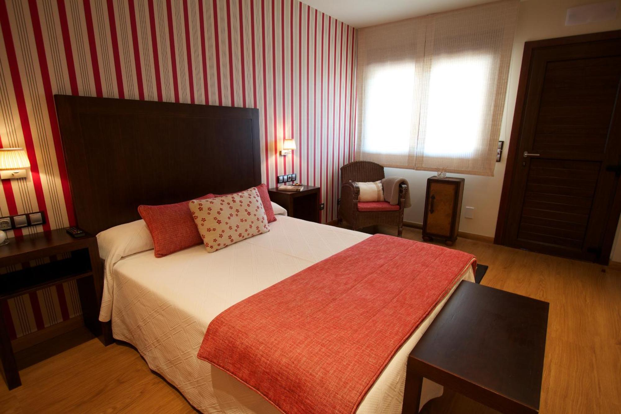 A Maquia Hotel Samieira Bilik gambar
